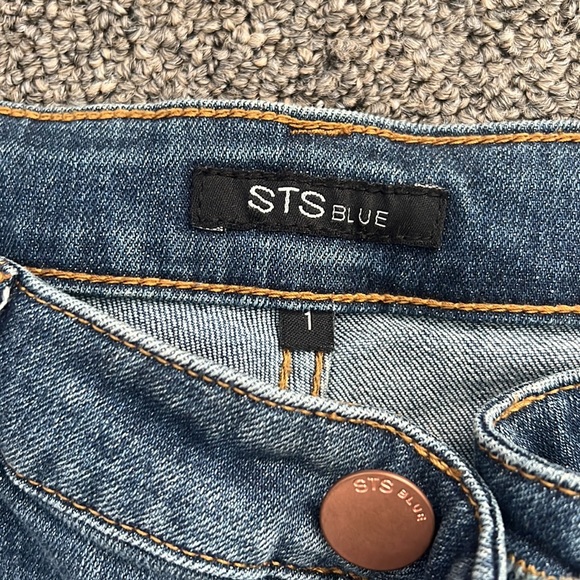 Jeans - Picture 4 of 5